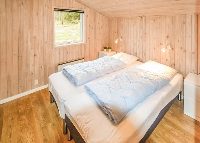 펜션 Awesome In Lokken With Sauna 루켄