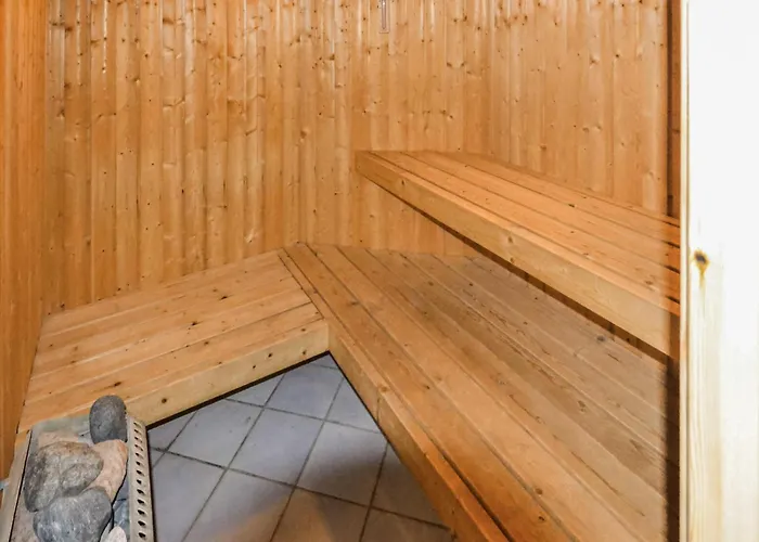 Awesome In Lokken With Sauna 펜션 *